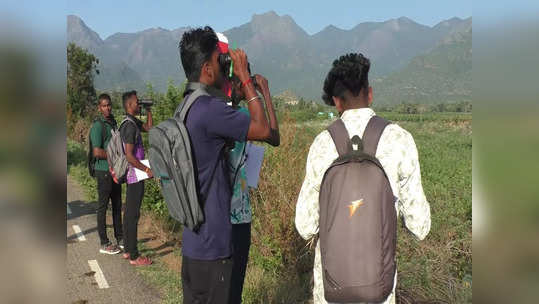 முண்டந்துறை திருக்குறுங்குடி வனப்பகுதியில் பறவைகள் கணக்கெடுக்கும் பணி துவக்கம்!