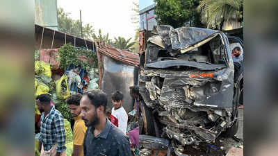 Pathanamthitta Accident Today: പത്തനംതിട്ടയിൽ പച്ചക്കറി ലോറിയും മിനി വാനും കൂട്ടിയിടിച്ചു; രണ്ടുപേർ മരിച്ചു