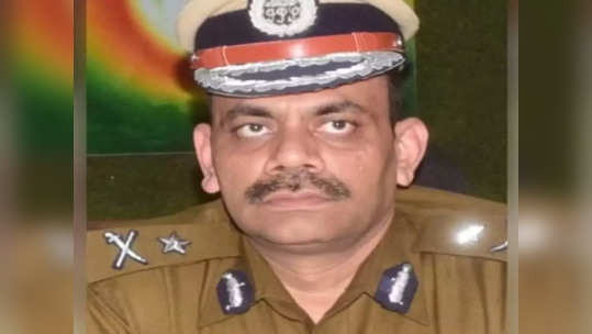 यूपी के IPS ऑफिसर की अयोध्या धाम पर कविता हुई वायरल, जानिए कौन हैं रामलला की अलख जगा रहे IG प्रवीण कुमार