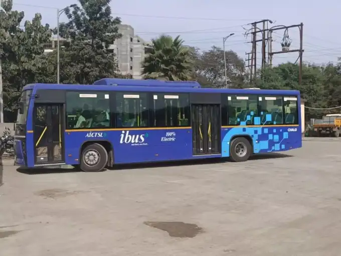 बीआरटीएस पर चलेंगी 30 बसें