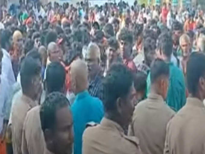 temple devotees protest