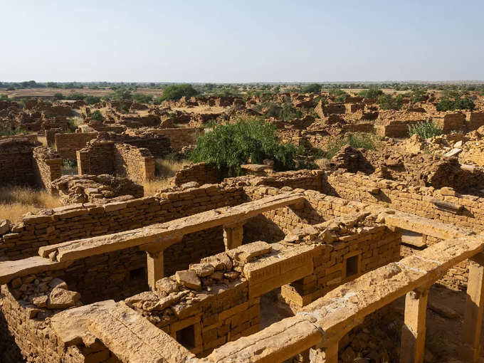 रूहानी ताकतों का कब्जा