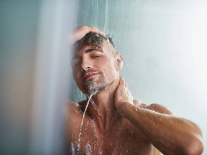 गरम पाण्याने अंघोळ करणे थांबवा