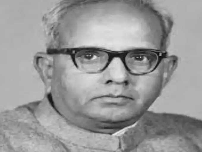 त्रिभुवन नारायण सिंह 