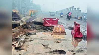 Delhi-Mumbai Expressway Link Road: दिल्ली-मुंबई एक्सप्रेसवे लिंक रोड के लिए फरीदाबाद सेक्टर-29 में बनी सर्विस लेन धंसी, गुणवत्ता पर सवाल?