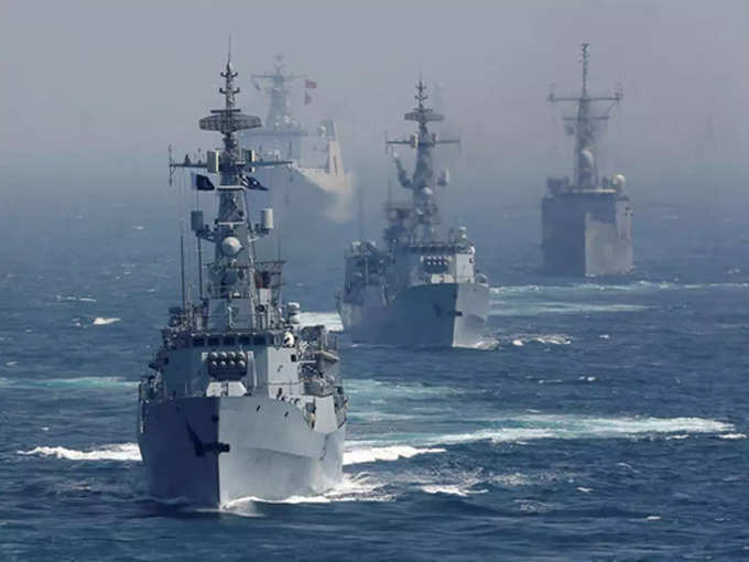 कुल नौसैनिक जहाज
