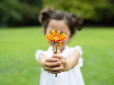 Lucky Flower: জন্মমাস জানায় আপনার জন্য শুভ ফুল কোনটি? সঙ্গে রাখুন শুভ ফুল, সব কাজেই সাফল্য পাবেন
