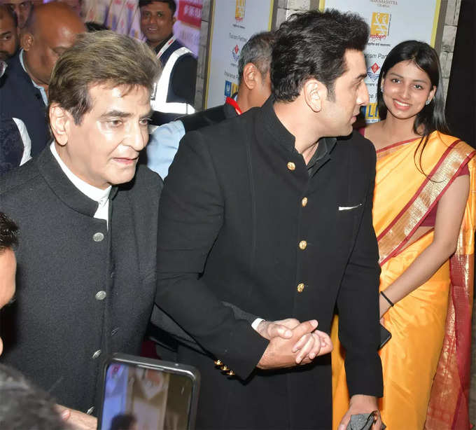 Jeetendra spotted with Ranbir kapoor