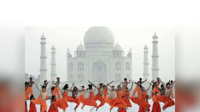 Agra News: ताज महोत्सव का आगाज आज से, टूरिस्ट्स करेंगे हॉट एयर बैलून की सैर, होगी यमुना की आरती