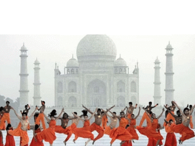 Agra News: ताज महोत्सव का आगाज आज से, टूरिस्ट्स करेंगे हॉट एयर बैलून की सैर, होगी यमुना की आरती