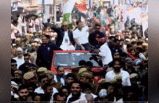 खुली जीप पर सवार राहुल गांधी, भीड़ पर बरसे फूल, PM मोदी के गढ़ काशी में कांग्रेस की न्‍याय यात्रा