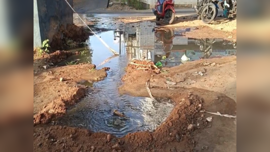 விருதுநகர் ராஜபாளையம்; மருத்துவமனை முன்பு தேங்கும் கழிவு நீரால் பொதுமக்கள் அவதி!