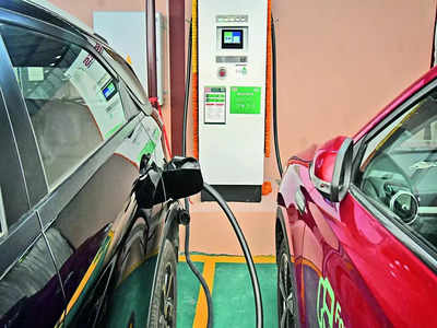 फरीदाबाद में 25 जगह बनेंगे इलेक्ट्रिक वाहनों के चार्जिंग स्टेशन, एक यूनिट के लिए चुकाने पड़ेंगे इतने रुपये
