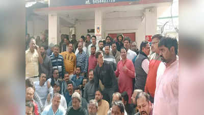 Kanpur Police: कानपुर में थाने में पुलिस ने वकील को पीटा, एसएचओ लाइनहाजिर