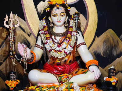 Maha Shivratri 2024 Mantra: মহাশিবরাত্রিতে জপ করুন শিবের এই শক্তিশালী মন্ত্র, কেটে যাবে বিপত্তি, অকালমৃত্যুর ভয়