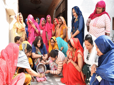 शादी के 11 साल दोबारा शुरू की पढ़ाई, 3400 महिलाओं को बना चुकी हैं आत्मनिर्भर, मिलिए फरीदाबाद की गीता सिंह से