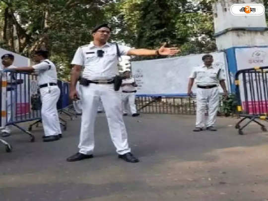 Kolkata Police: পুলিশের ভয়ে হেলমেট পরছে ভাঙড়