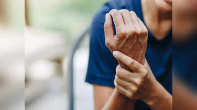 Wrist Pain Reason: কবজির যন্ত্রণায় বেহাল? কলকাঠি নাড়তে পারে এসব অসুখ