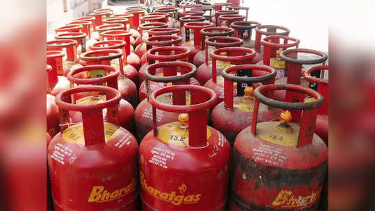 LPG Price Cut: મહિલા દિને ખુશખબર, LPG સિલિન્ડરના ભાવમાં 100 રૂપિયાનો ઘટાડો 