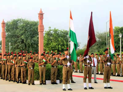 Sainik School में एडमिशन क्यों लेना चाहिए? जान लीजिए सैनिक स्कूल में पढ़ने के 5 फायदे