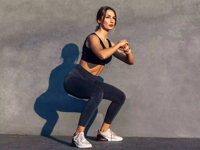 स्क्वाट्स (Squats)