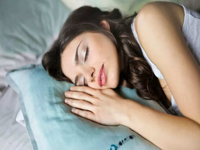 महिलाओं को चाहिए ज्यादा नींद