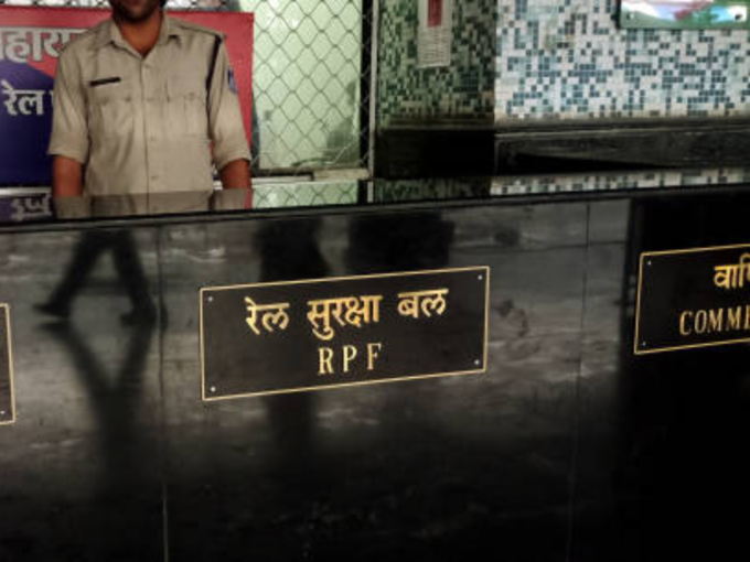 आरआरबी एनटीपीसी (RRB NTPC) :