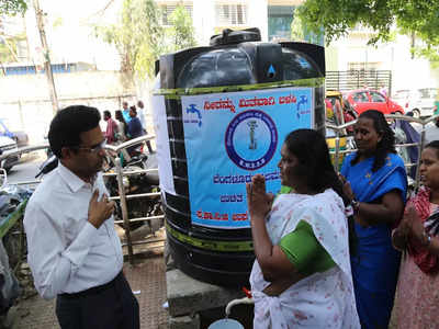 ಬೆಂಗಳೂರಿನ ಸ್ಲಂಗಳಲ್ಲಿ ಜಲಮಂಡಳಿ ಟ್ಯಾಂಕ್: ಉಚಿತ ಕುಡಿವ ನೀರು ಸರಬರಾಜು, ಟ್ಯಾಂಕರ್ ಹಾವಳಿಗೆ ಕಡಿವಾಣ