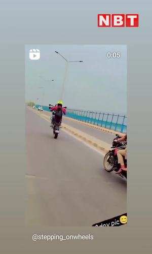 video of bike stunt openly going viral in front of police in kanpur