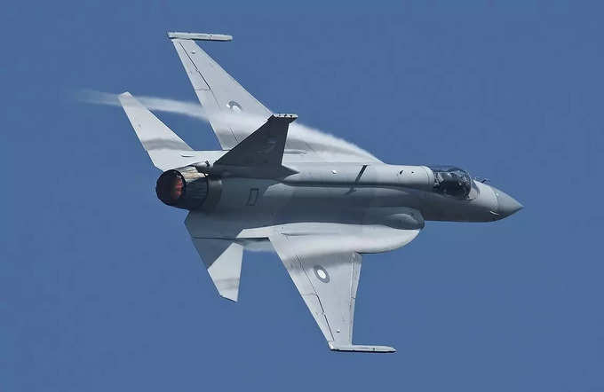 चीन-पाक का जेएफ-17 कितना ताकतवर