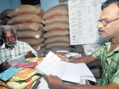 മാർച്ച്‌ മാസത്തെ റേഷൻ വാങ്ങാനുള്ള കാലാവധി നീട്ടി; അടുത്ത ശനിയാഴ്ചവരെ വാങ്ങാം