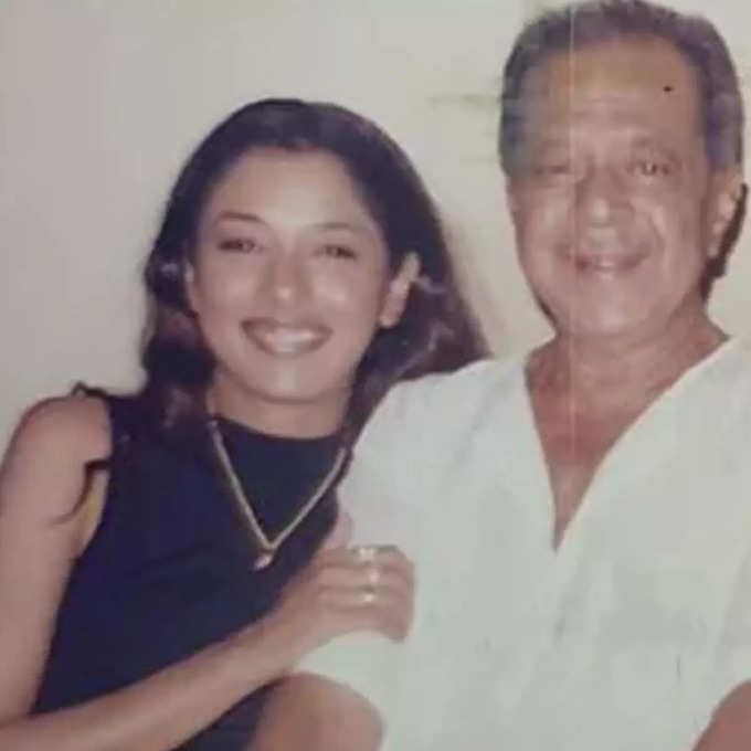 Rupali Ganguly with father