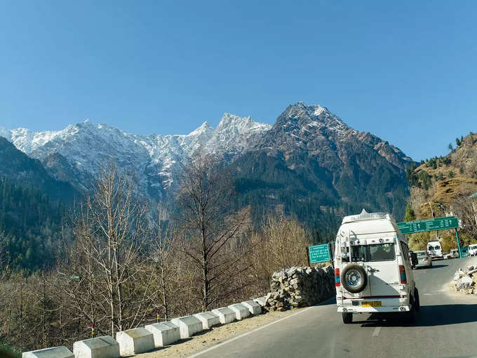 Roam around in Manali