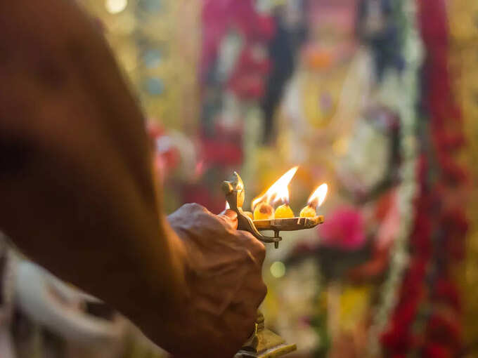 Chattarpur Temple