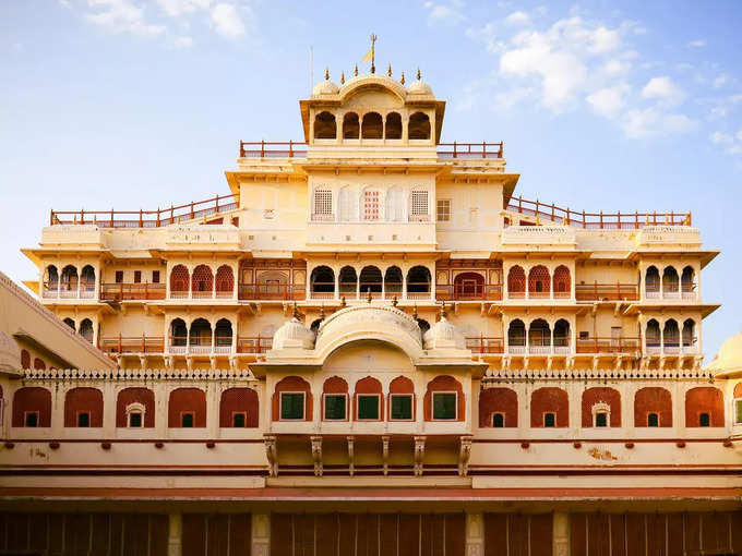 दिल्ली से जयपुर कैसे पहुंचे 