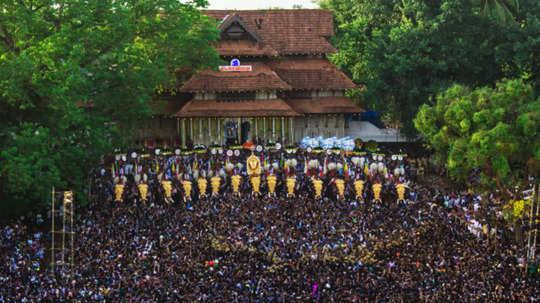 തൃശൂർ പൂരം; ഏപ്രില്‍ 19 ഉച്ച മുതൽ മദ്യനിരോധനം, കള്ള് ഷാപ്പുകളും തുറക്കില്ല, നിയന്ത്രണങ്ങളറിയാം