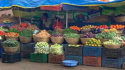 அதிரடியாக குறைந்த காய்கறி விலை.. கம்மி விலைக்கு எல்லாம் வாங்கலாம்!