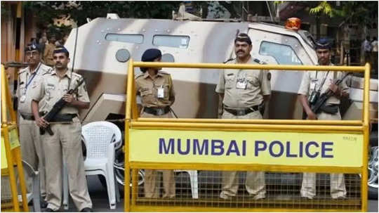 Mumbai News: मुंबई में 50 साल से ज्यादा उम्र वाले पुलिसकर्मियों का रखा जा रहा खास ख्याल, मगर कैसे?