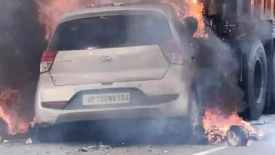 बीजेपी के पूर्व विधायक के 7 रिश्‍तेदारों की कार में जिंदा जलकर मौत, सालासर बालाजी के दर्शन करके लौट रहे थे