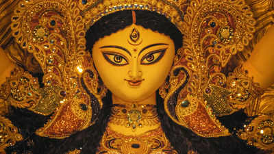 Chaitra Navratri 2024: বাসন্তী মহাষ্টমীতে জপ করুন দুর্গার শক্তিশালী মন্ত্র, সম্ভব কেরিয়ারে সাফল্য, আরোগ্য লাভ