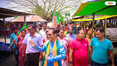 ‘ডুমুরের ফুল’ জয়ন্ত রোগীও দেখেন প্রচারে