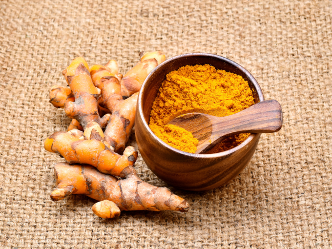 turmeric root powder