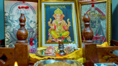 Puja Room Tips: ಈ ವಸ್ತುಗಳು ದೇವರ ಕೋಣೆಯಲ್ಲಿದ್ದರೆ ಕಂಠಕ ತಪ್ಪಿದ್ದಲ್ಲ.!