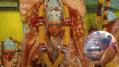 Rajgarh News: 1100 साल पुराना देवी मां का अनोखा मंदिर, बिना मुहूर्त यहां होती शादियां, दिग्गज नेता भी लेने आते आशीर्वाद