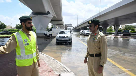 UAE Weather : യുഎഇയിലെ കനത്ത മഴ സ്വയം വരുത്തിവച്ചതോ? കൃത്രിമ മഴമേഖങ്ങള്‍ വില്ലനായോ? എന്താണ് സത്യം? 