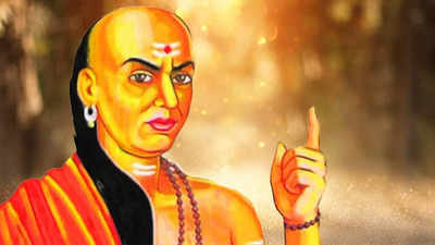 Chanakya Niti: এই ৩ ঘটনাই সম্পূর্ণ ভাবে ধ্বংস করে মানুষের জীবন, সাবধান করছেন চাণক্য