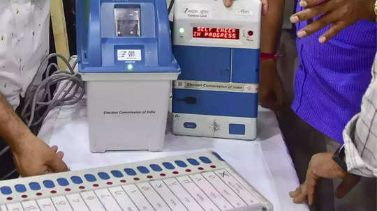 EVM ஒப்புகைச் சீட்டு வழக்கில் முக்கிய உத்தரவு... உச்ச நீதிமன்றம் எழுப்பிய 5 கேள்விகள்!