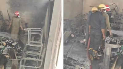वेस्ट दिल्ली की सरकारी स्कूल के कैंपेस में लगी आग, फर्नीचर और किताबें जलकर खाक, बाल-बाल बची छात्राएं