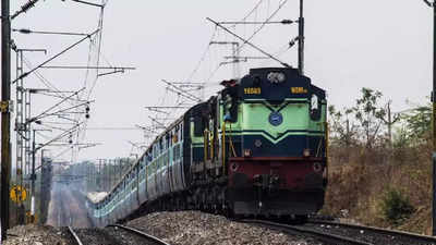 Karnataka Trains: ಮೈಸೂರು ಬೆಳಗಾವಿ ಎಕ್ಸ್‌ಪ್ರೆಸ್‌ ಸೇರಿ 6 ರೈಲುಗಳಿಗೆ ಹೆಚ್ಚುವರಿ ಬೋಗಿ ಜೋಡಣೆ; ಯಾವೆಲ್ಲಾ?