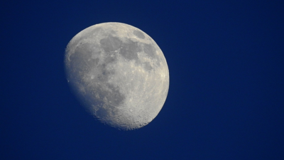 चंद्राचा हरवलेला तुकडा सापडला; त्यानेच बनवले आहे चंद्रावर 22 किमीचे विवर